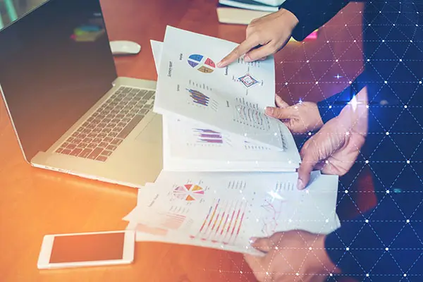 有等候含义的姓氏